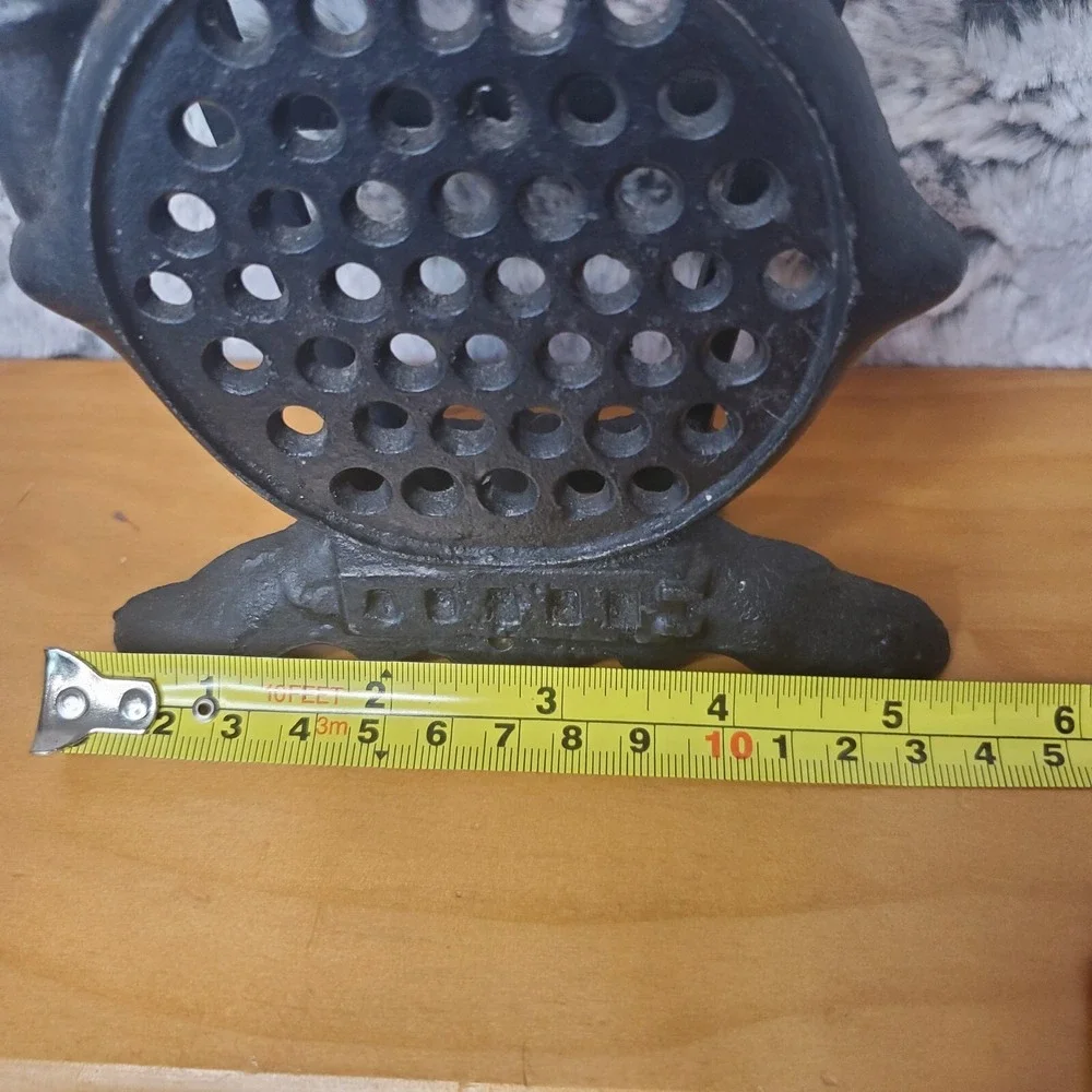 Vintage Used Taiwan VG Cast Iron Metal Black Tea Kettle‎ Stovetop Napkin Holder